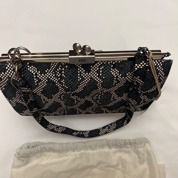 NWT, Hobo 100% Leather, Exotic Pattern, Bag. Black/Cream/Deep Navy. - Picture 4 of 16